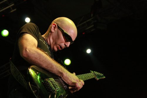  George Laoutaris Joe Satriani in Athens 2007-07-11, Photo:  George Laoutaris CC BY-ND 2.0